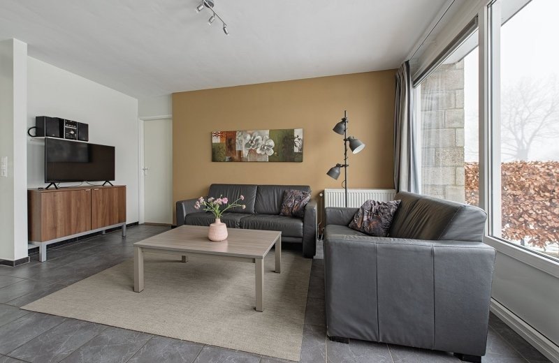 2024 anjer 6 woonkamer 01 klein